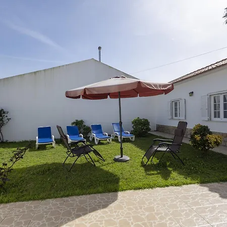 Holiday home White House By Acasadascasas Mafra
